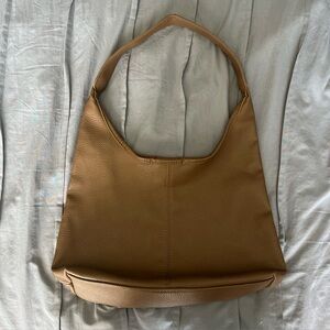Classic Women’s Hobo Shoulder Bag - Tan